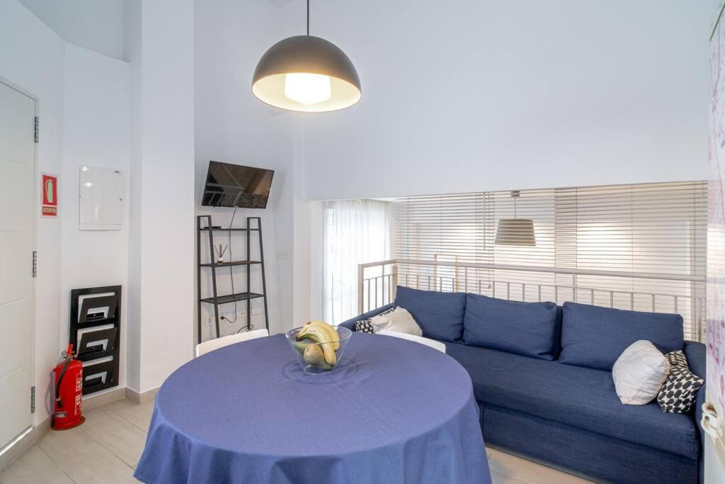 Апартаменты Loft De Diseno Cerca De La Playa - El Palo Малага Экстерьер фото