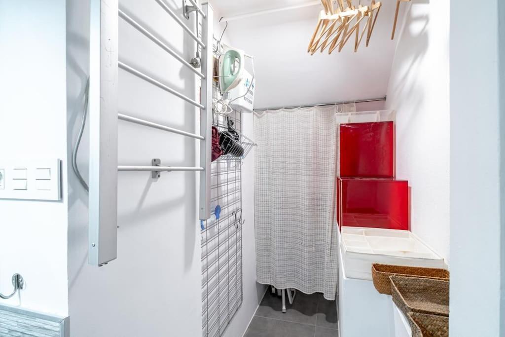 Апартаменты Loft De Diseno Cerca De La Playa - El Palo Малага Экстерьер фото