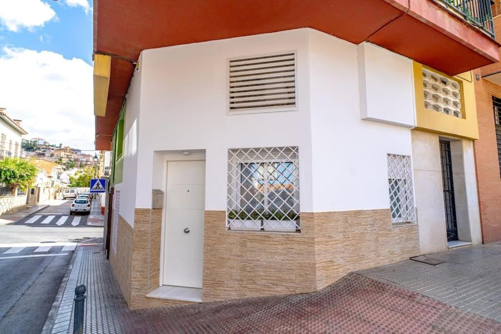 Апартаменты Loft De Diseno Cerca De La Playa - El Palo Малага Экстерьер фото